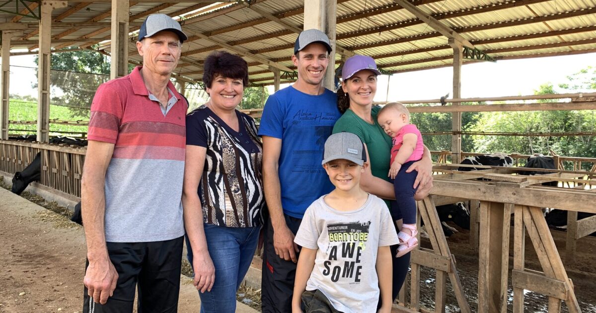 Família aposta na sucessão para ampliar a produção de leite