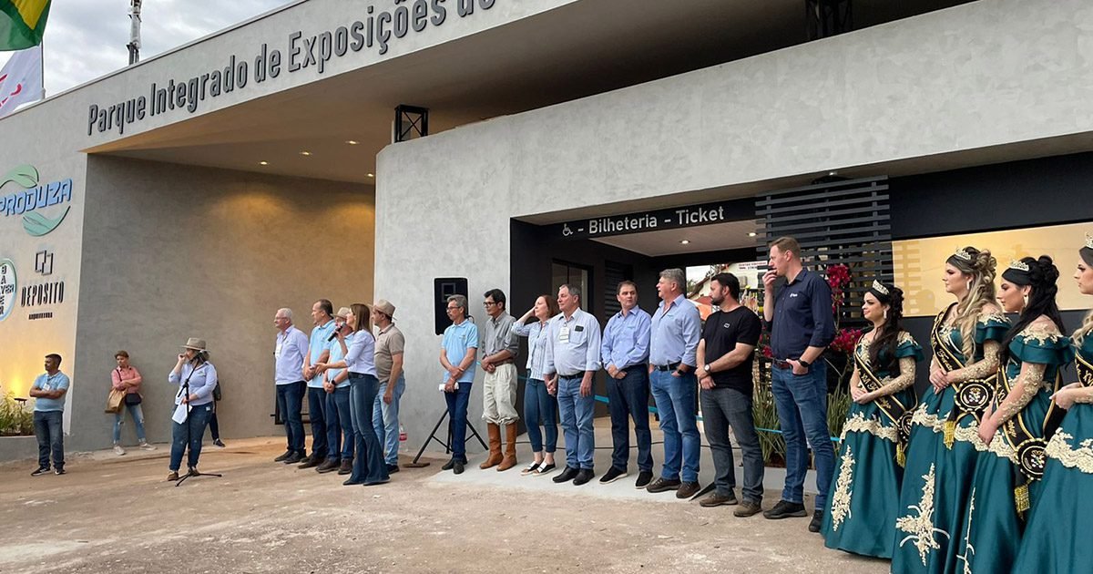 Inauguração de revitalização do pórtico de acesso ao Parque Integrado de Exposições