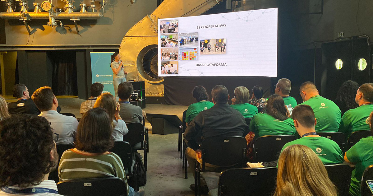 Sucesso da Smartcoop é apresentado no InovaCoop Summit, em Porto Alegre